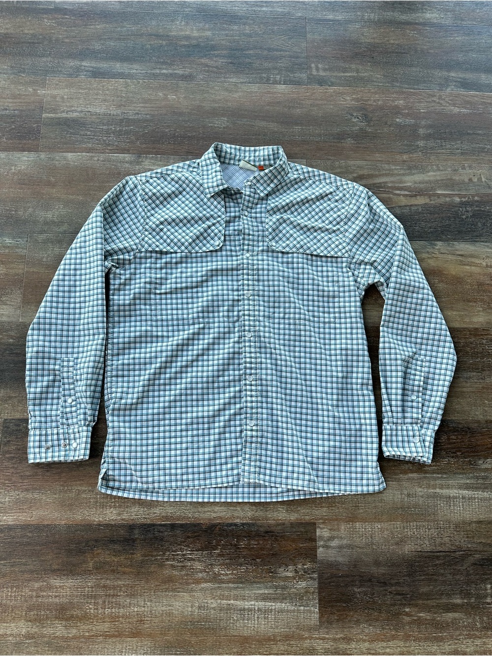 Howler Bros Pescador Pearl Snap Long Sleeve Fishing Shirt Mens Medium Plaid Vent